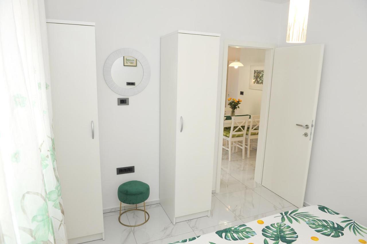 Ondina Apartments Пула Екстер'єр фото
