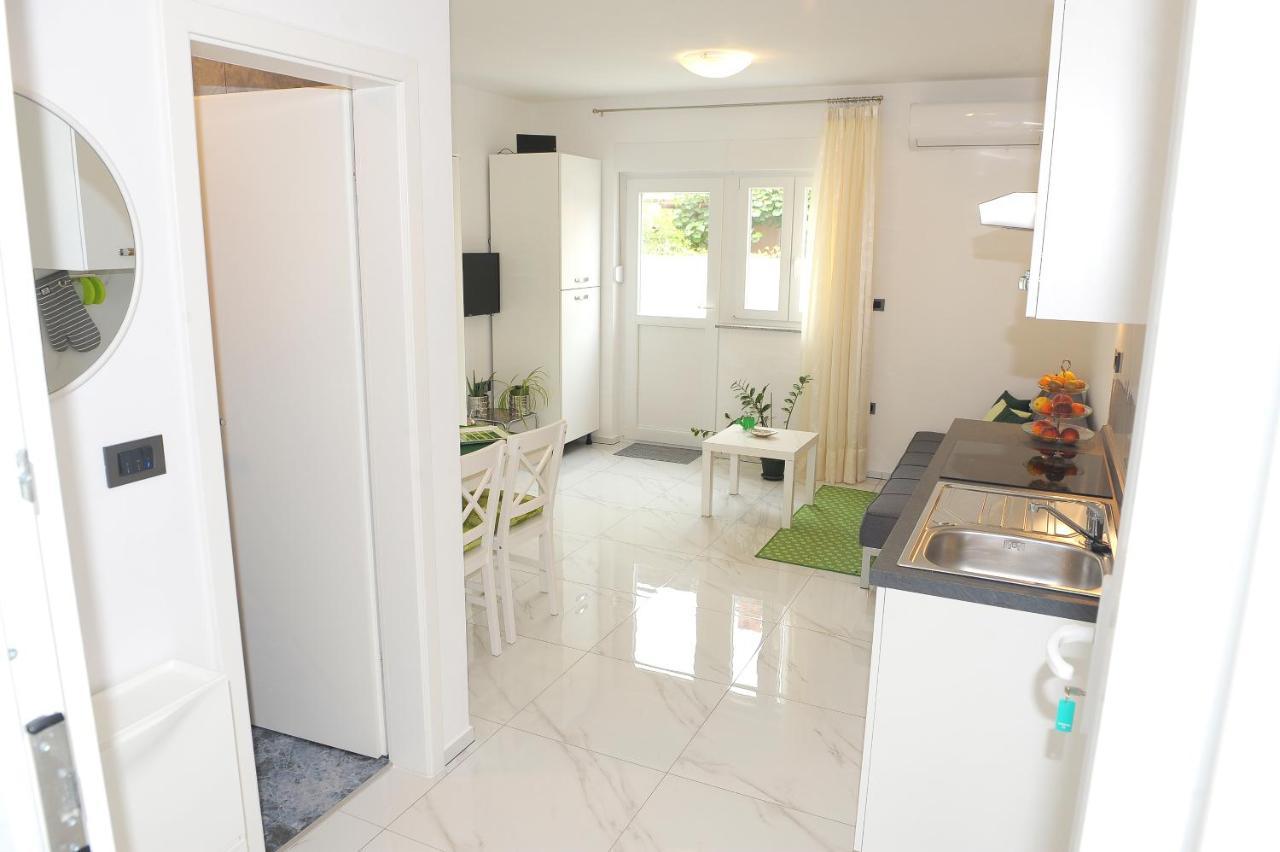 Ondina Apartments Пула Екстер'єр фото